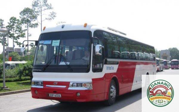 nhà xe hoàng thảo