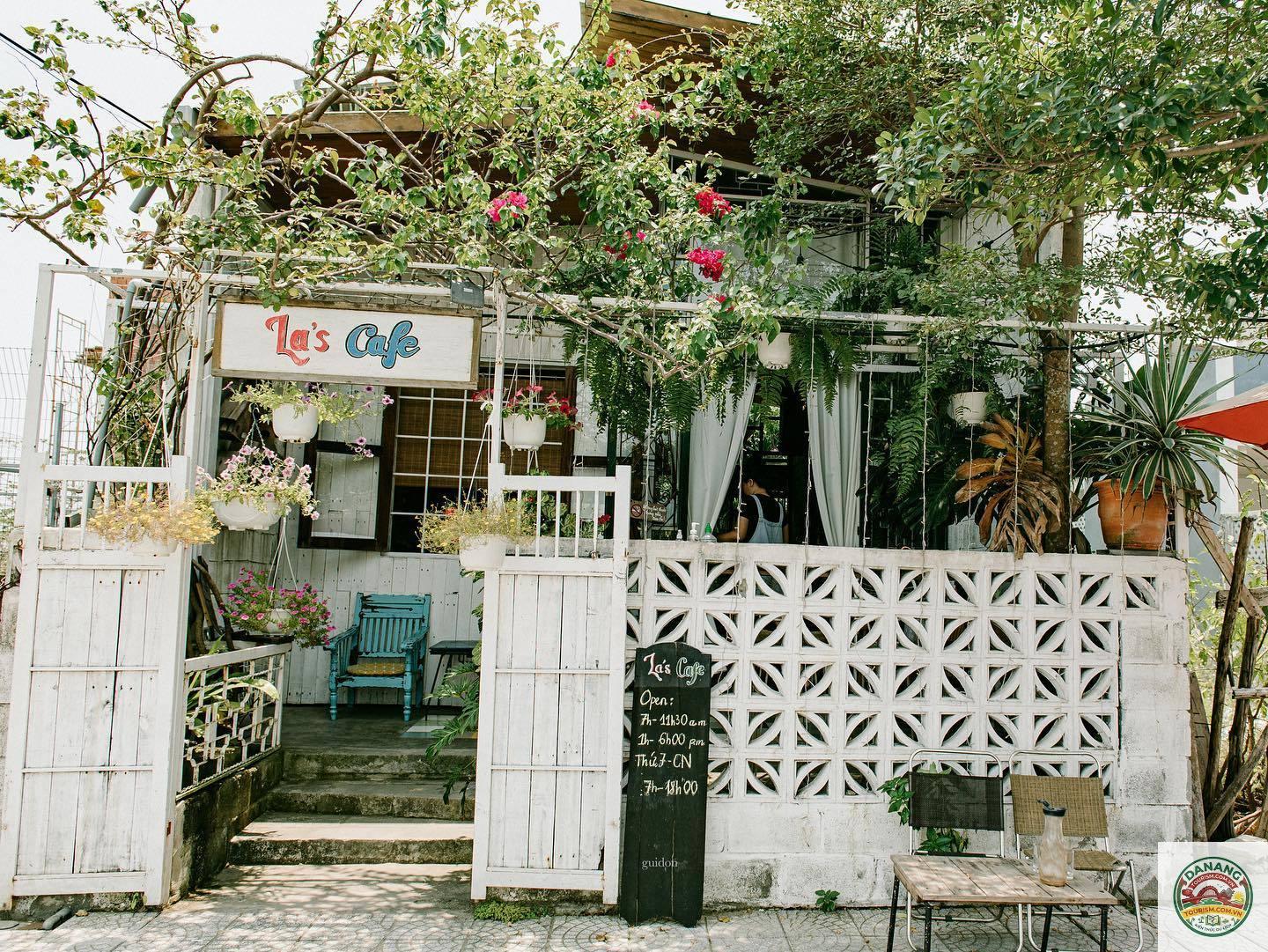 La's Cafe - Hình 2