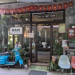 NAM House Cafe – Điểm Đến Lý Tưởng Cho Giới Trẻ Yêu Không Gian Xanh Và Nghệ Thuật