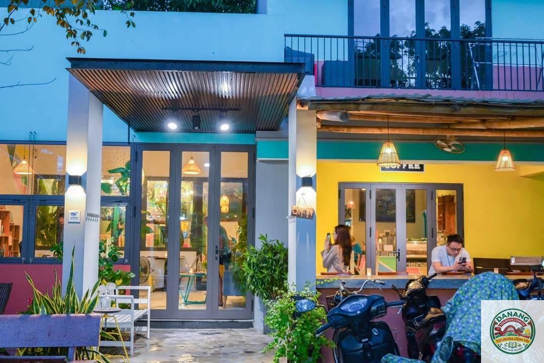 Six On Six Cafe - Hình 2