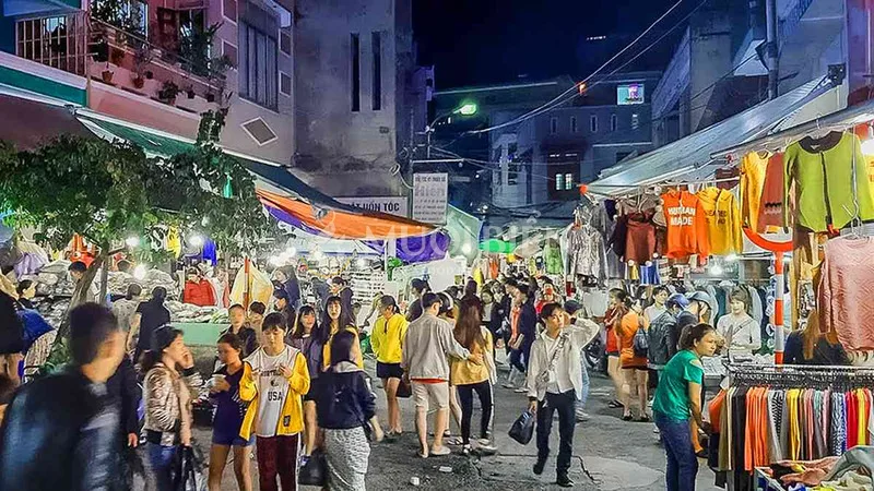 chợ đêm lê duẩn