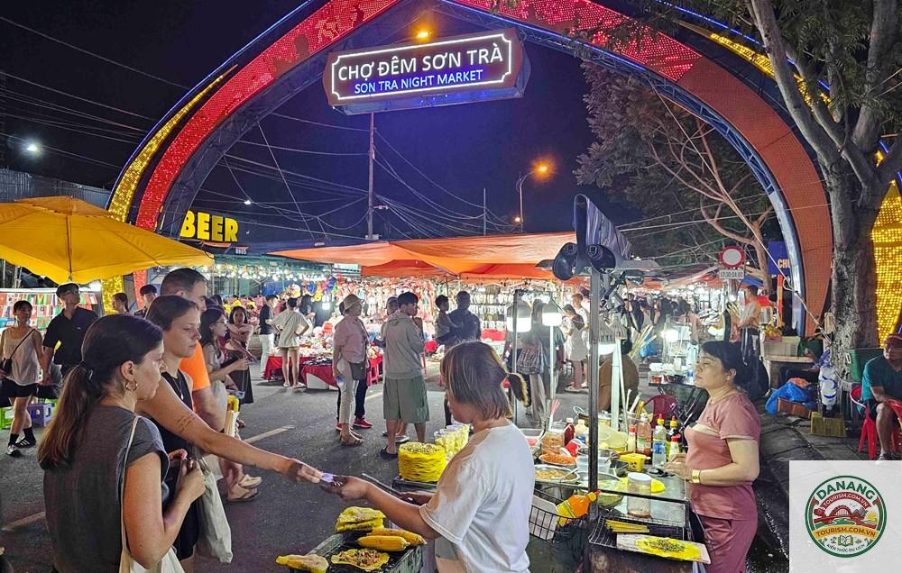 chợ đêm sơn trà