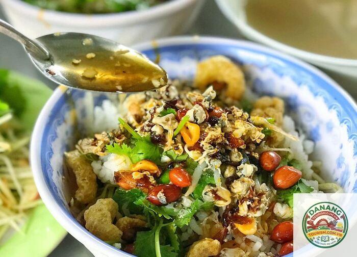 cơm hến đà nẵng