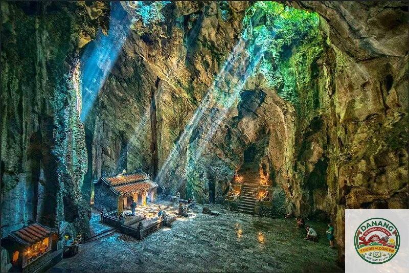 động huyền không