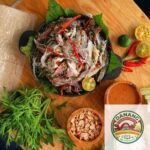Gỏi Cá Trích Đà Nẵng – Hương Vị Biển Cả Tinh Tế Giữa Lòng Thành Phố Sông Hàn