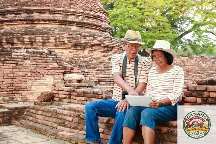 lịch trình du lịch cho người lớn tuổi - Hình 2