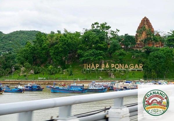nhà xe đà nẵng đi tháp bà ponagar - Hình 5
