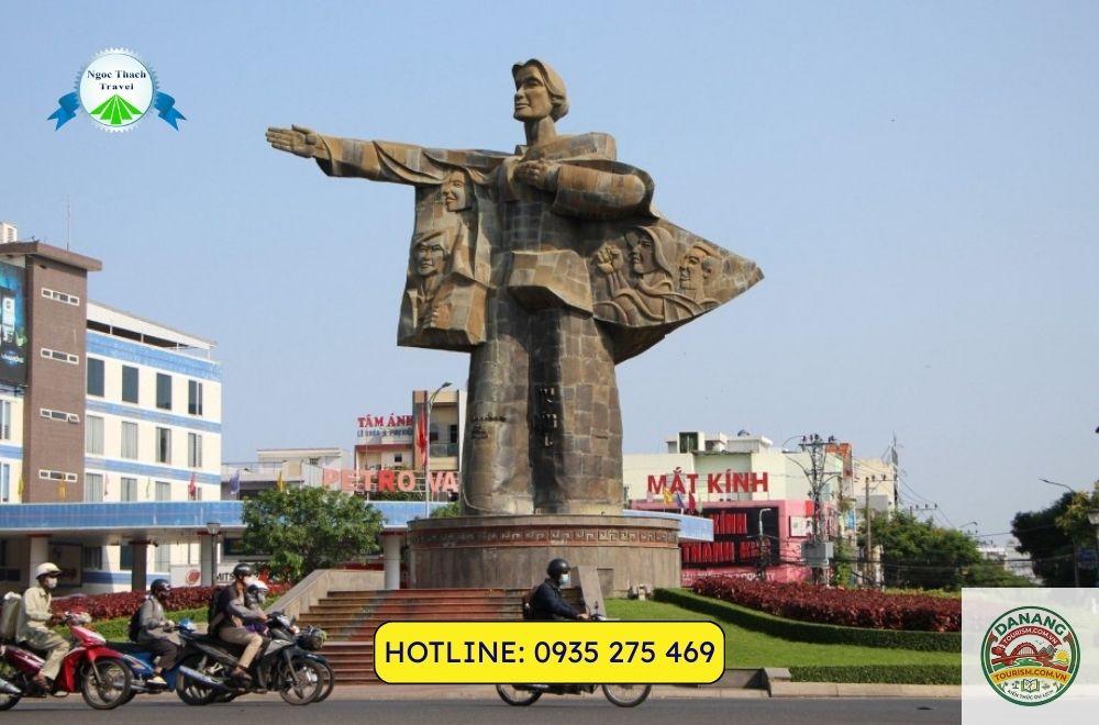 nhà xe đà nẵng đi tượng đài mẹ việt nam anh hùng - Hình 4