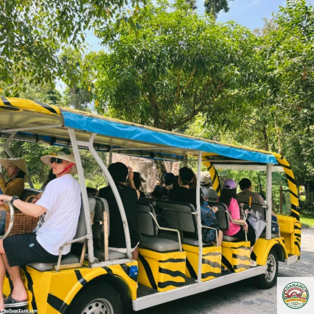 nhà xe hà nội đi safari phú quốc - Hình 3