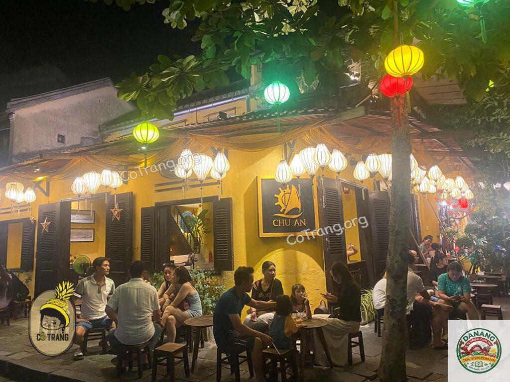quán ăn gần chùa cầu