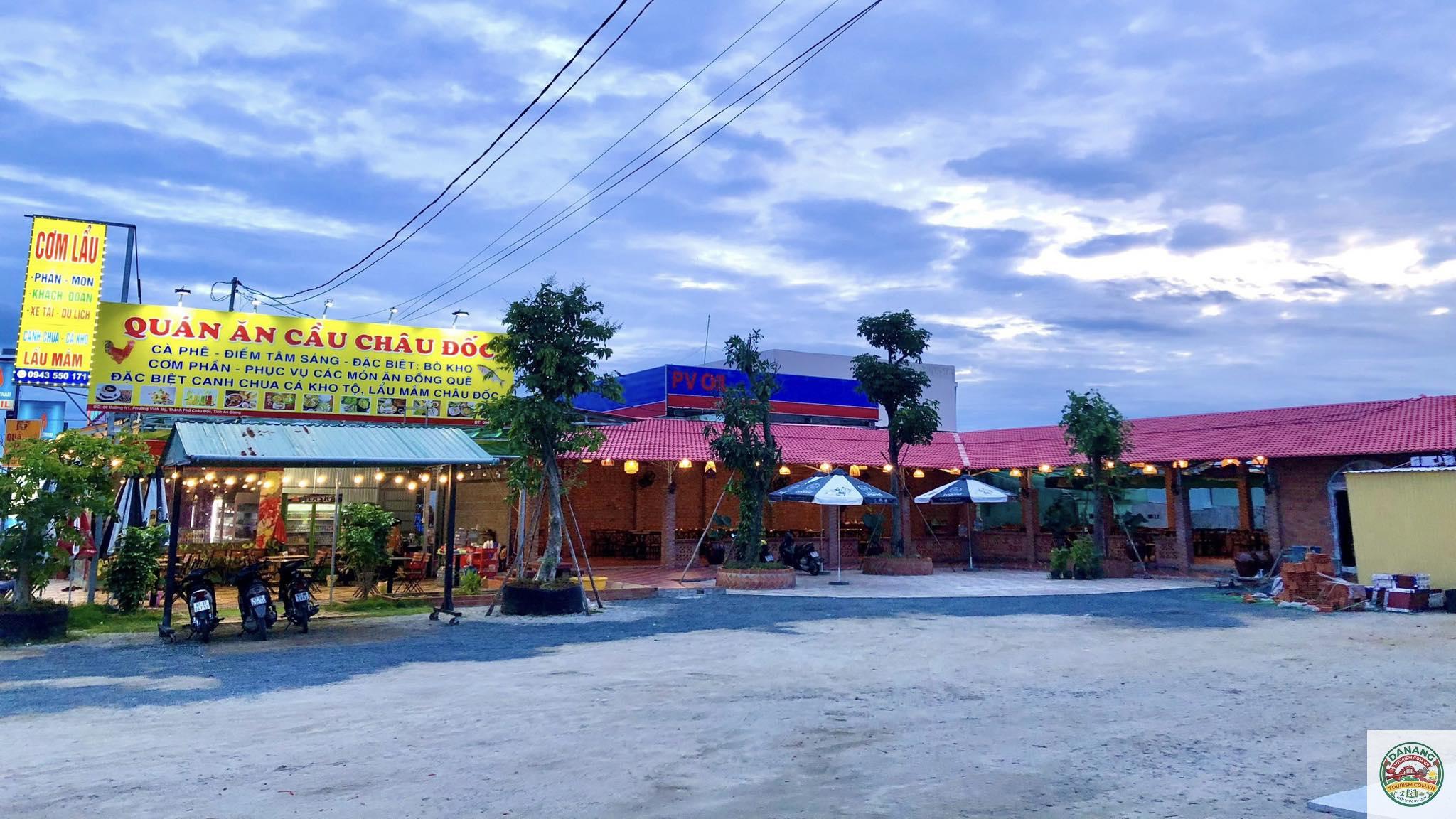 quán ăn gần chùa cầu - Hình 5
