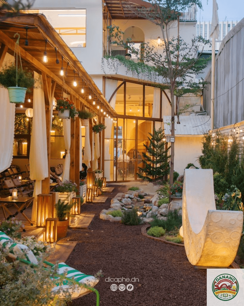 quán cafe đẹp cho gia đình đà nẵng - Hình 2