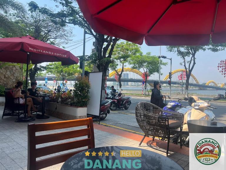 quán cafe gần cầu rồng