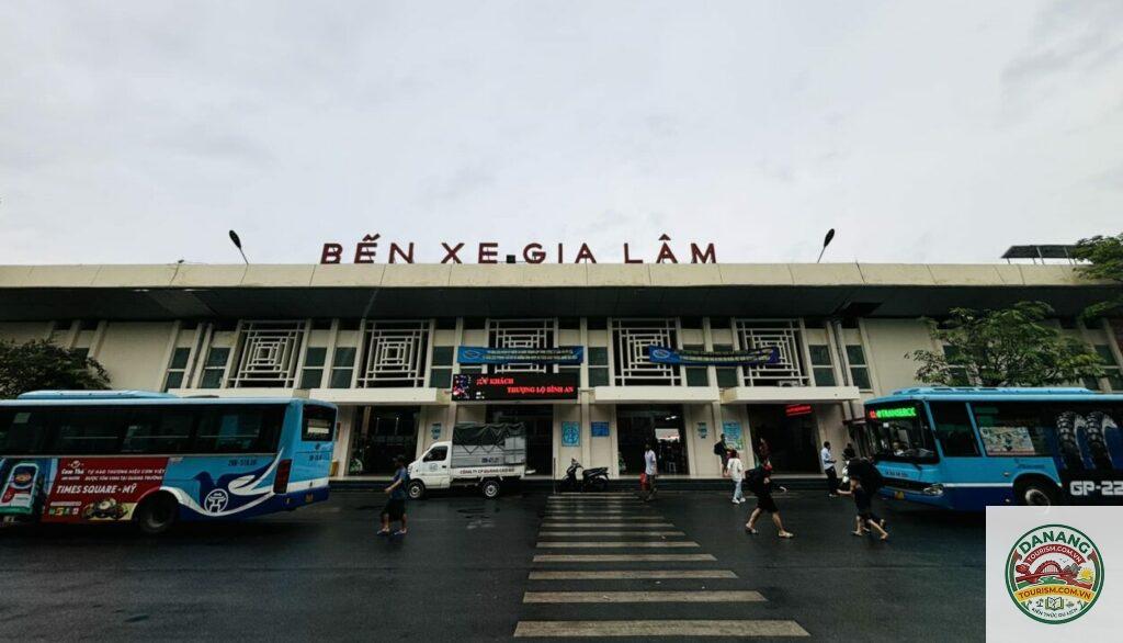 bến xe buýt gia lâm