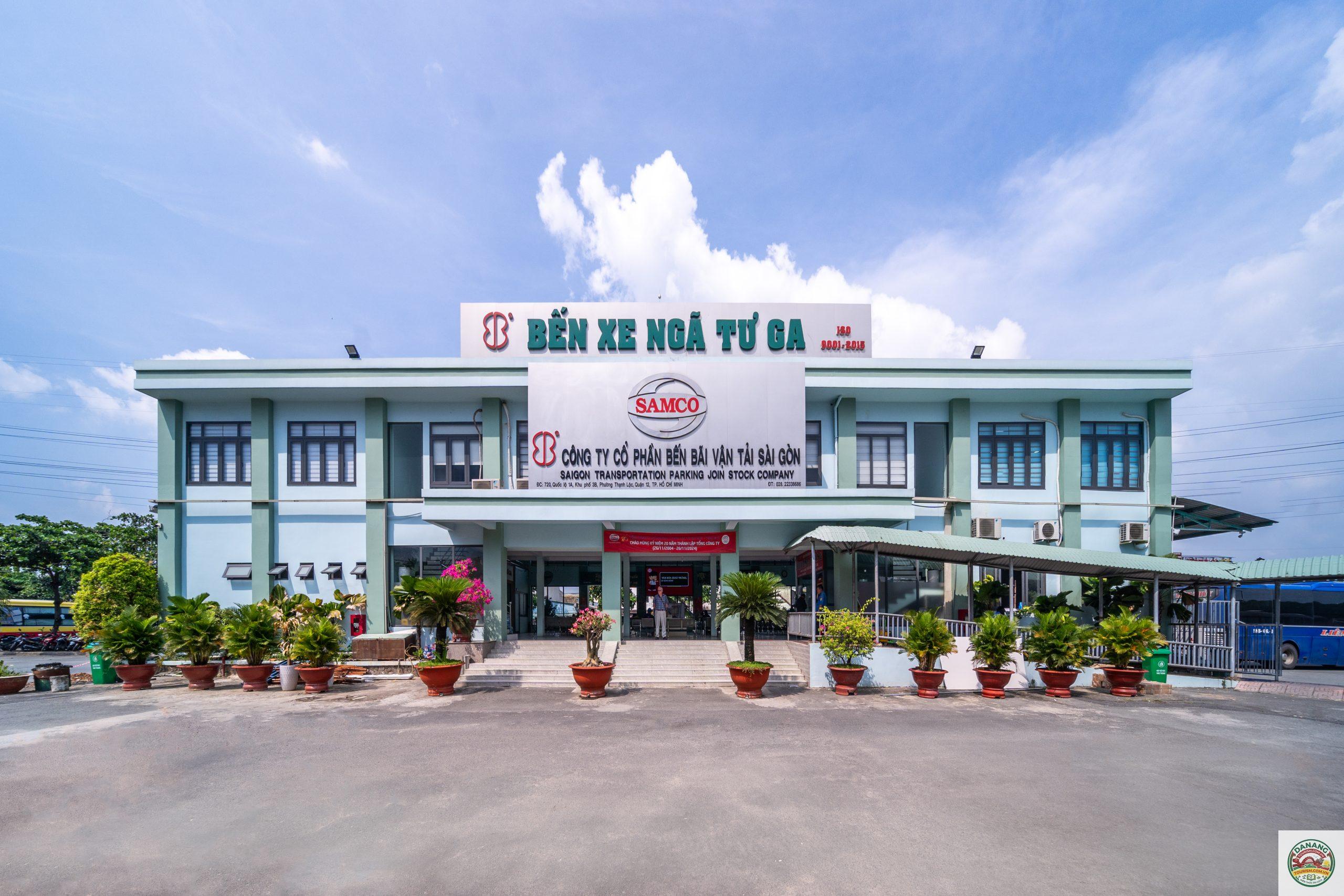 bến xe buýt ngã tư ga - Image 1