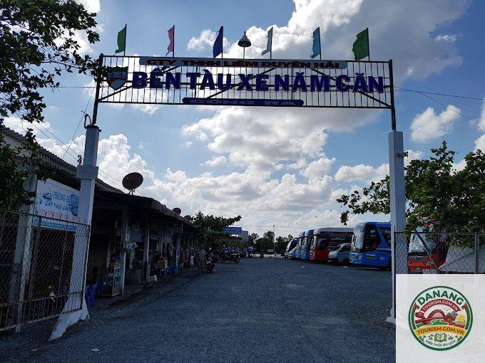 bến xe năm căn