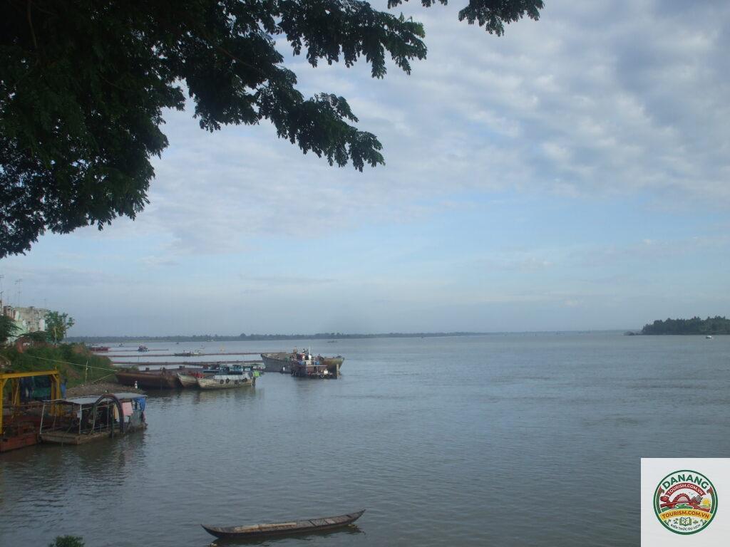 sông Tiền Bến Tre